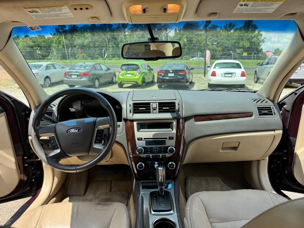 2011 Ford Fusion SEL - Photo 9
