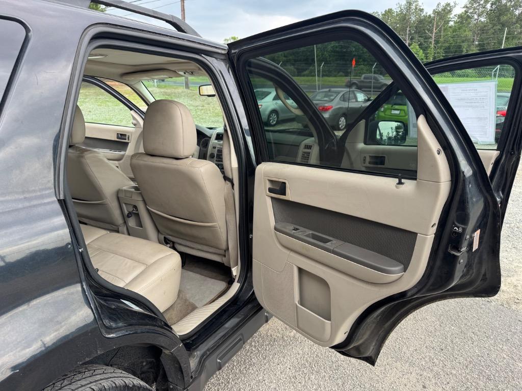 2010 Ford Escape XLT - Photo 8